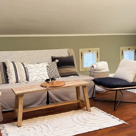 Maison Mezzanotte Mansarda Chic In Centro Con Parcheggio Privato * ראבנה