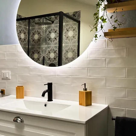 דירה Maison Mezzanotte Mansarda Chic In Centro Con Parcheggio Privato *