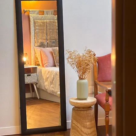 דירה Maison Mezzanotte Mansarda Chic In Centro Con Parcheggio Privato *