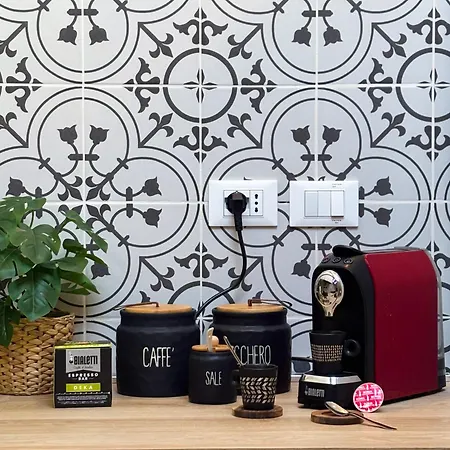 Maison Mezzanotte Mansarda Chic In Centro Con Parcheggio Privato ראבנה